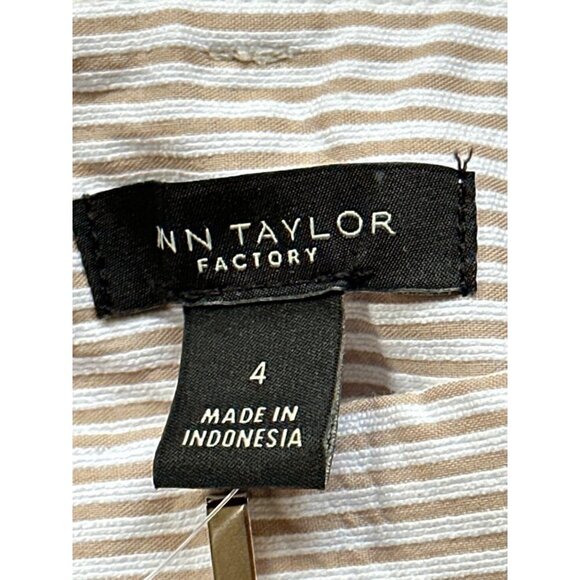 Seersucker Striped Ann Taylor Crop Mid-Rise Slim leg - Picture 8 of 12